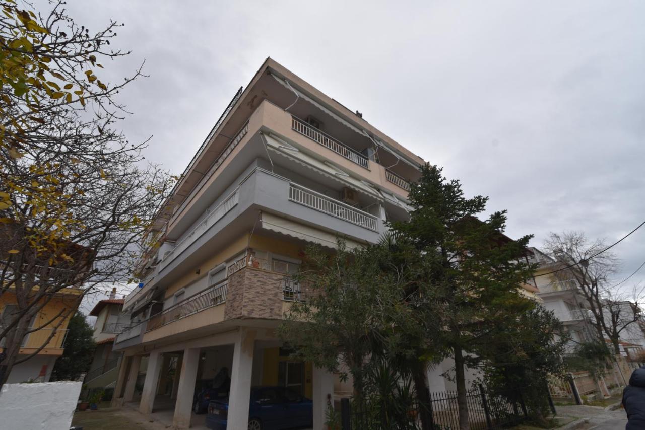 Emi'S Beach Apartment Nea Kallikrateia Εξωτερικό φωτογραφία