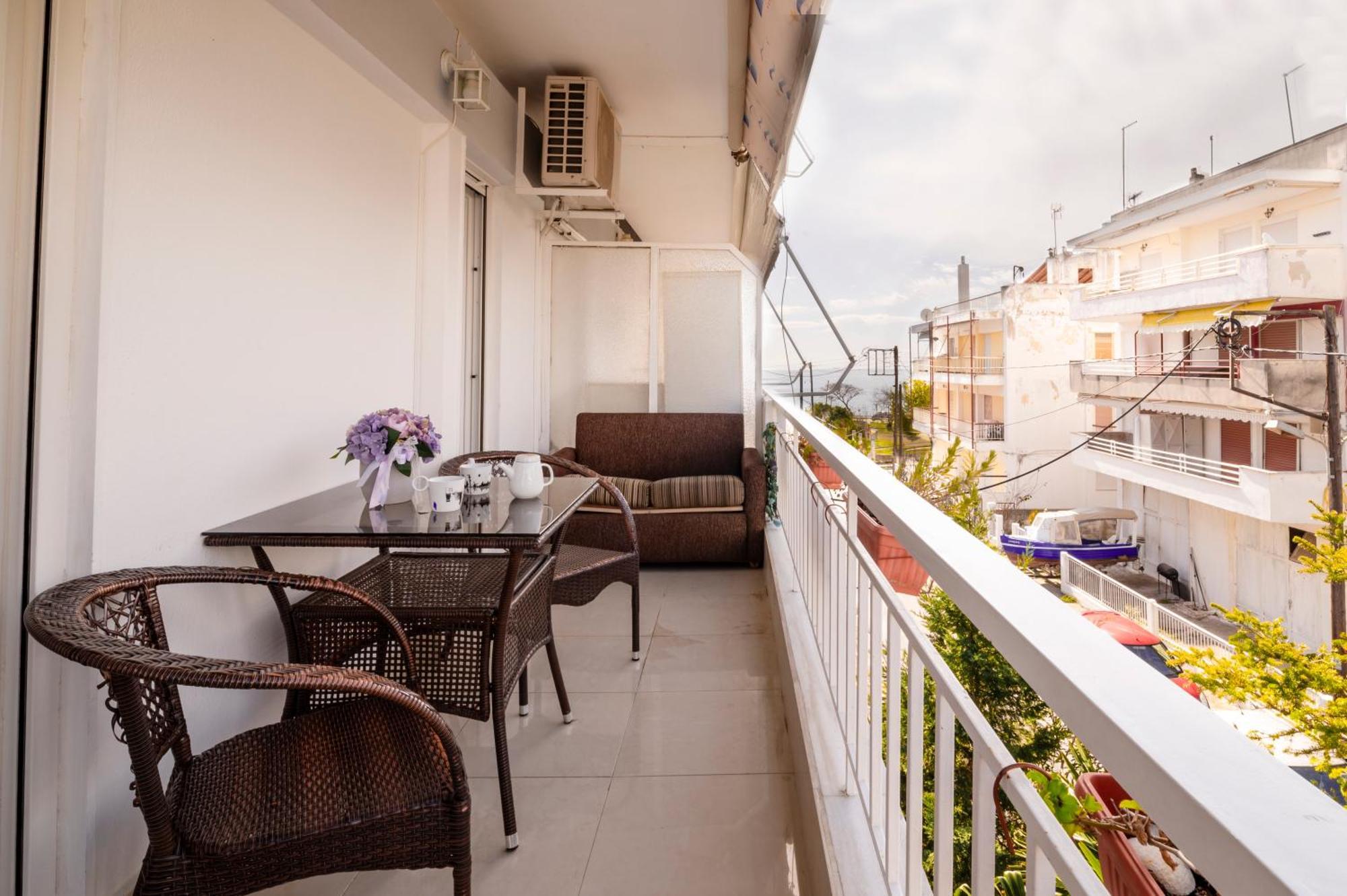 Emi'S Beach Apartment Nea Kallikrateia Εξωτερικό φωτογραφία
